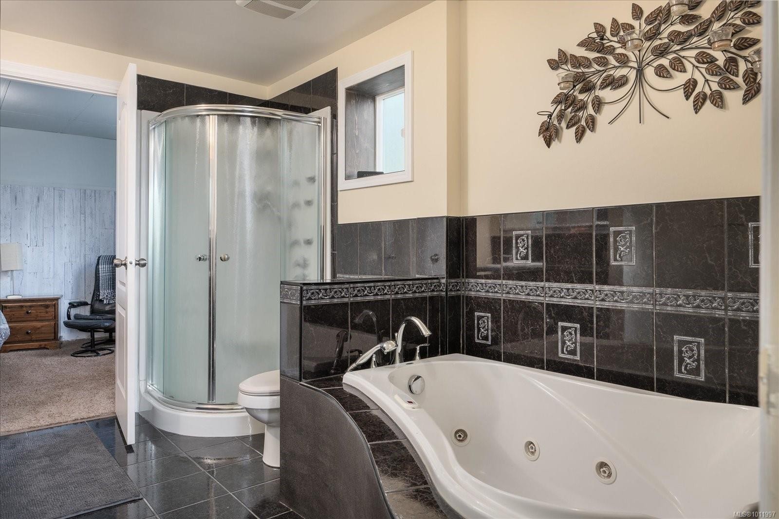 1777 Cecil St, Crofton, BC