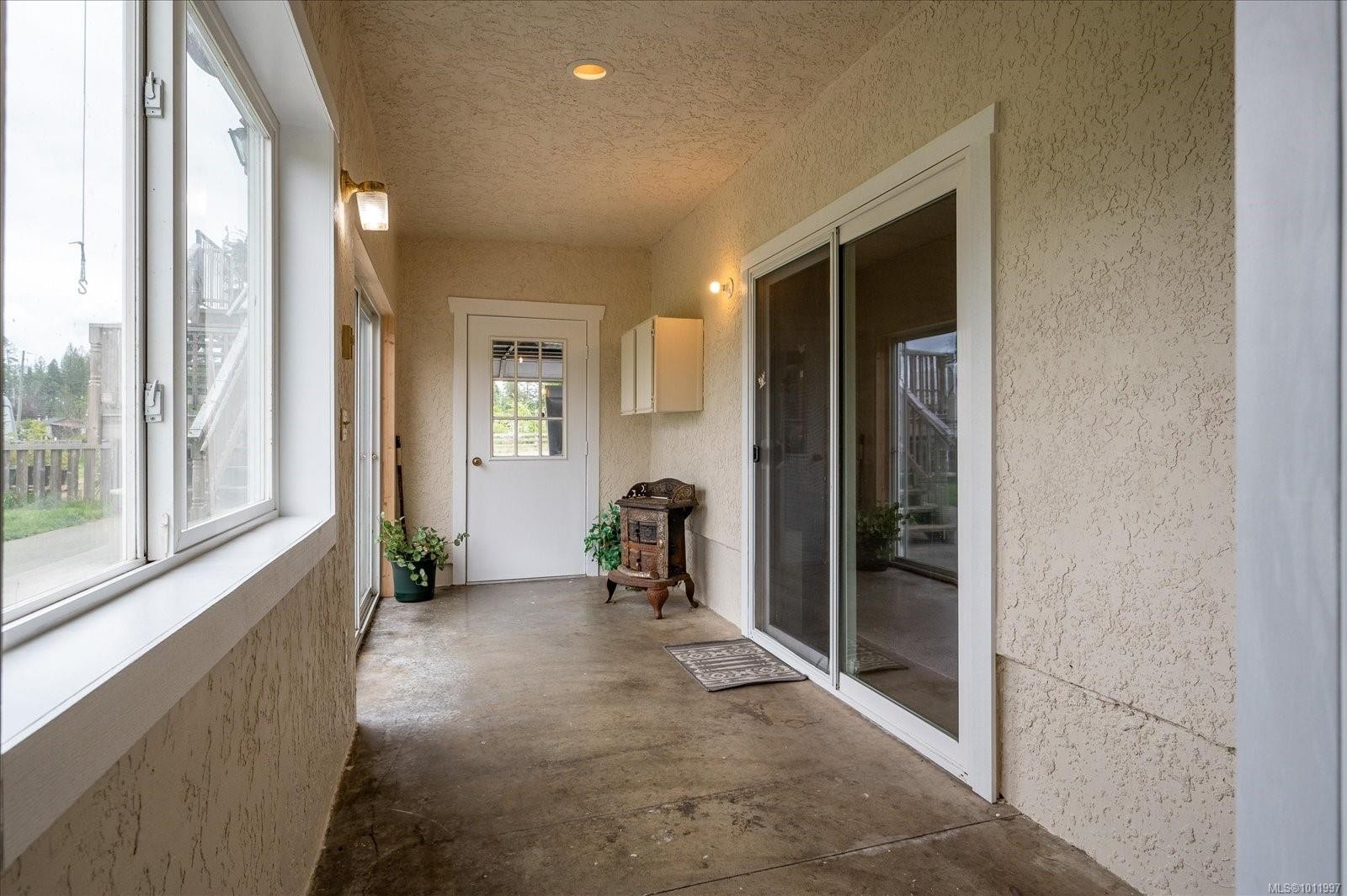 1777 Cecil St, Crofton, BC