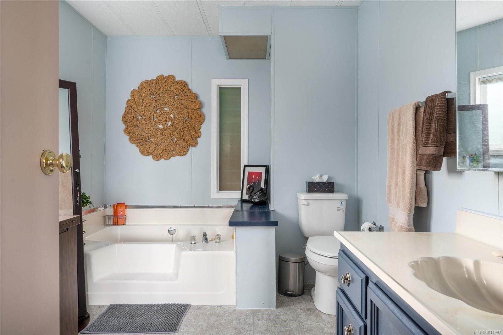 1777 Cecil St, Crofton, BC