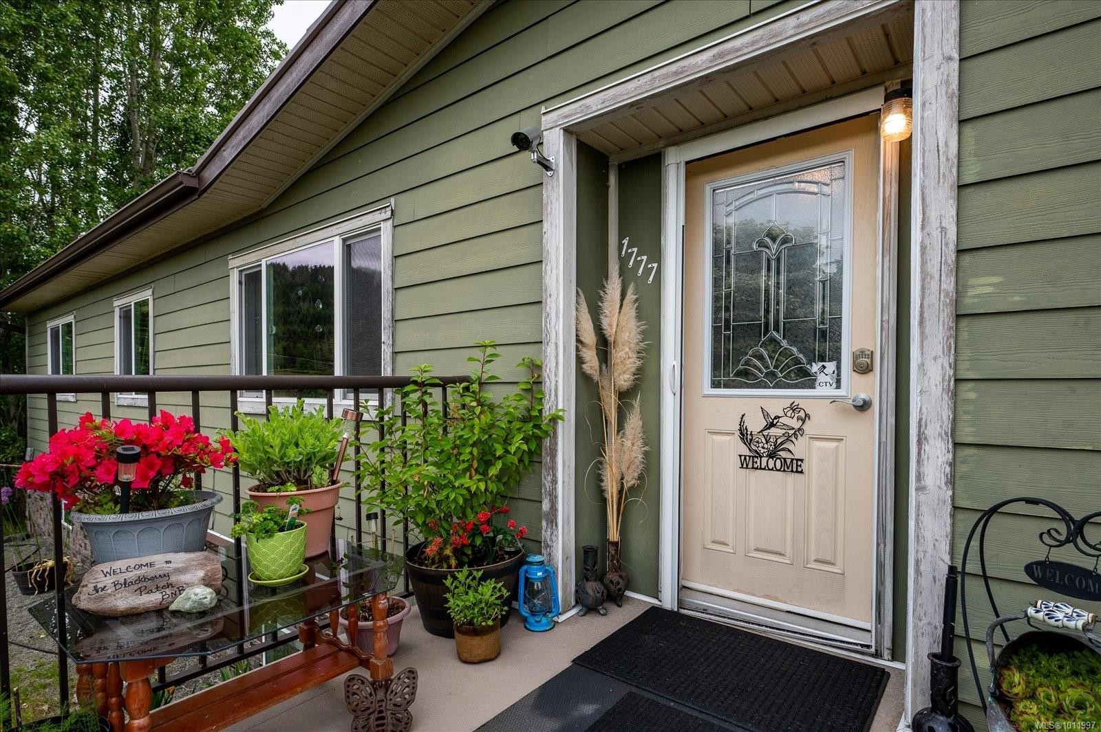 1777 Cecil St, Crofton, BC