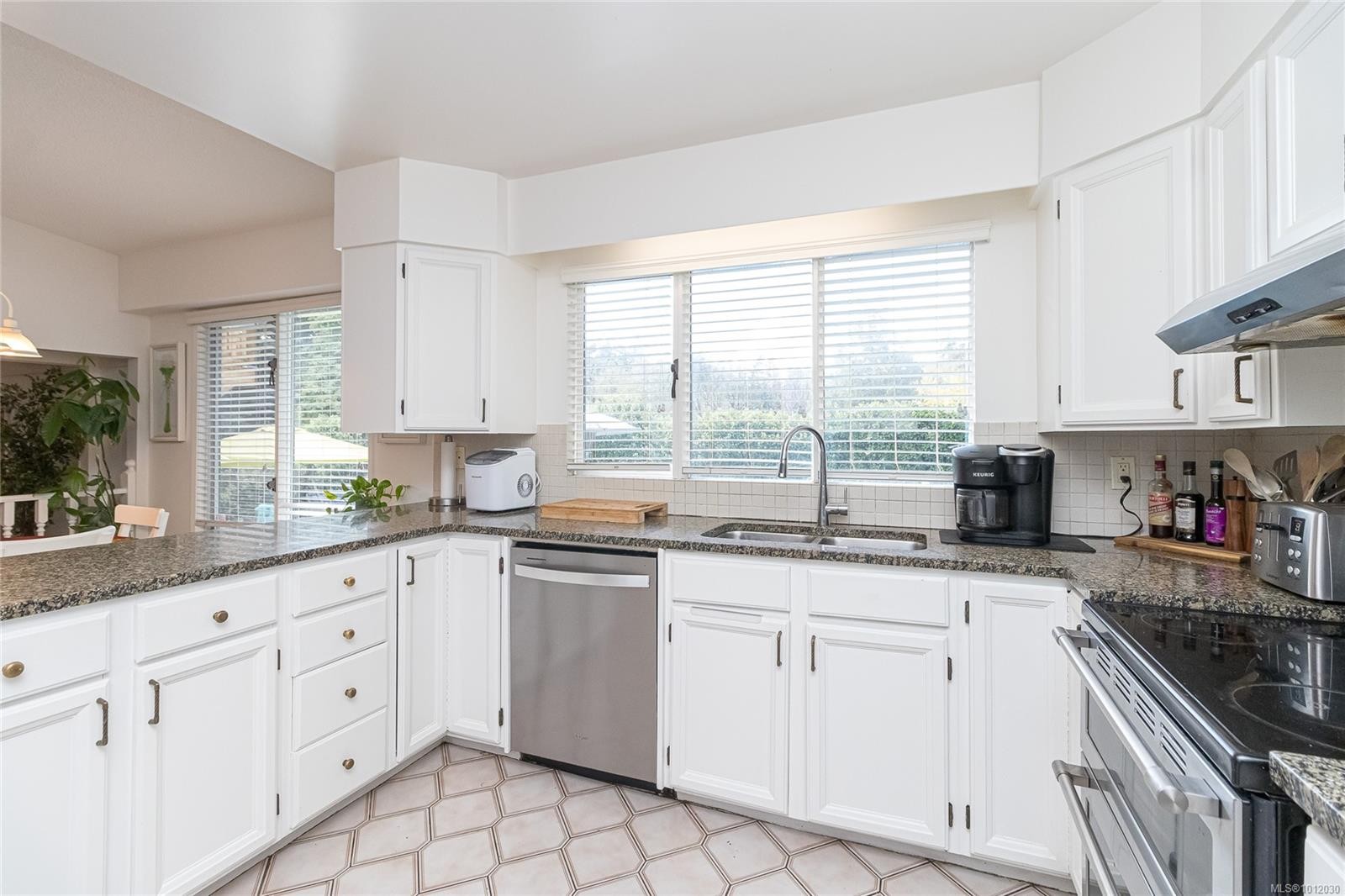 4286 Happy Valley Rd, Metchosin, BC