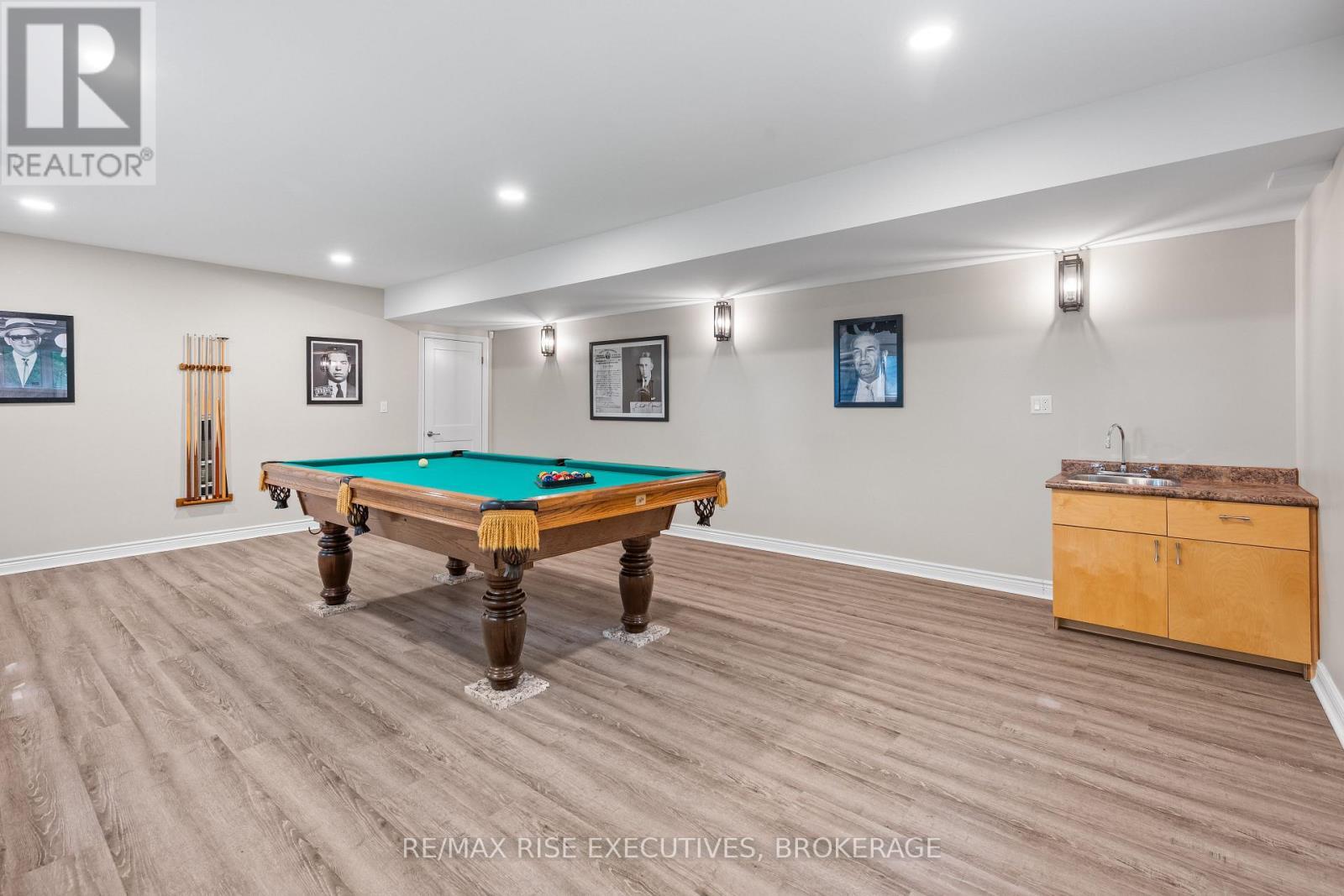 2300 County Road 32, Leeds And The Thousand Islands, ON - Indoor Photo Showing Other Room