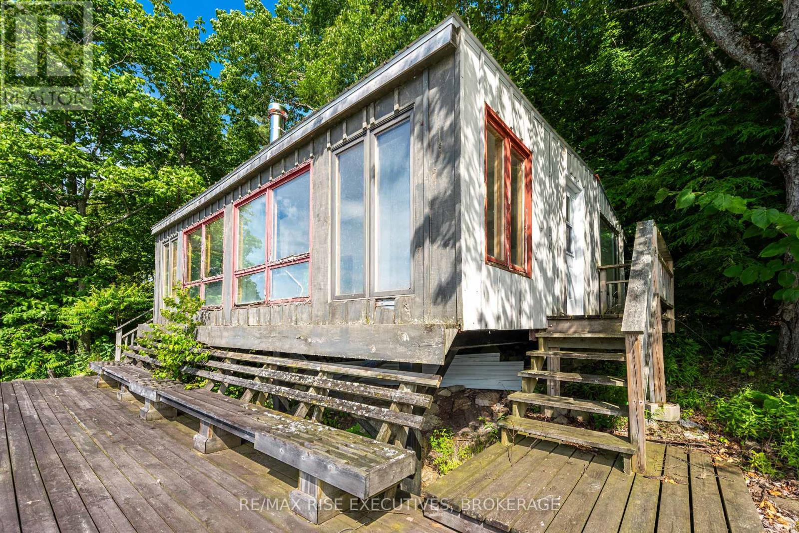 2300 County Road 32, Leeds And The Thousand Islands, ON - Outdoor