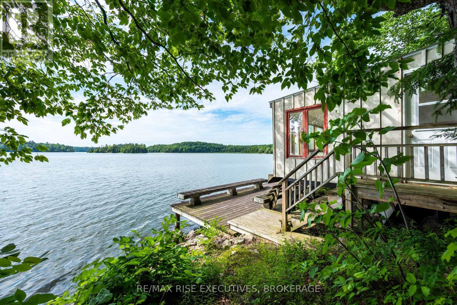 2300 County Road 32, Leeds And The Thousand Islands, ON - Outdoor With Body Of Water