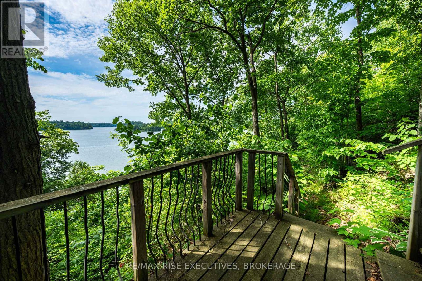 2300 County Road 32, Leeds And The Thousand Islands, ON - Outdoor With Body Of Water