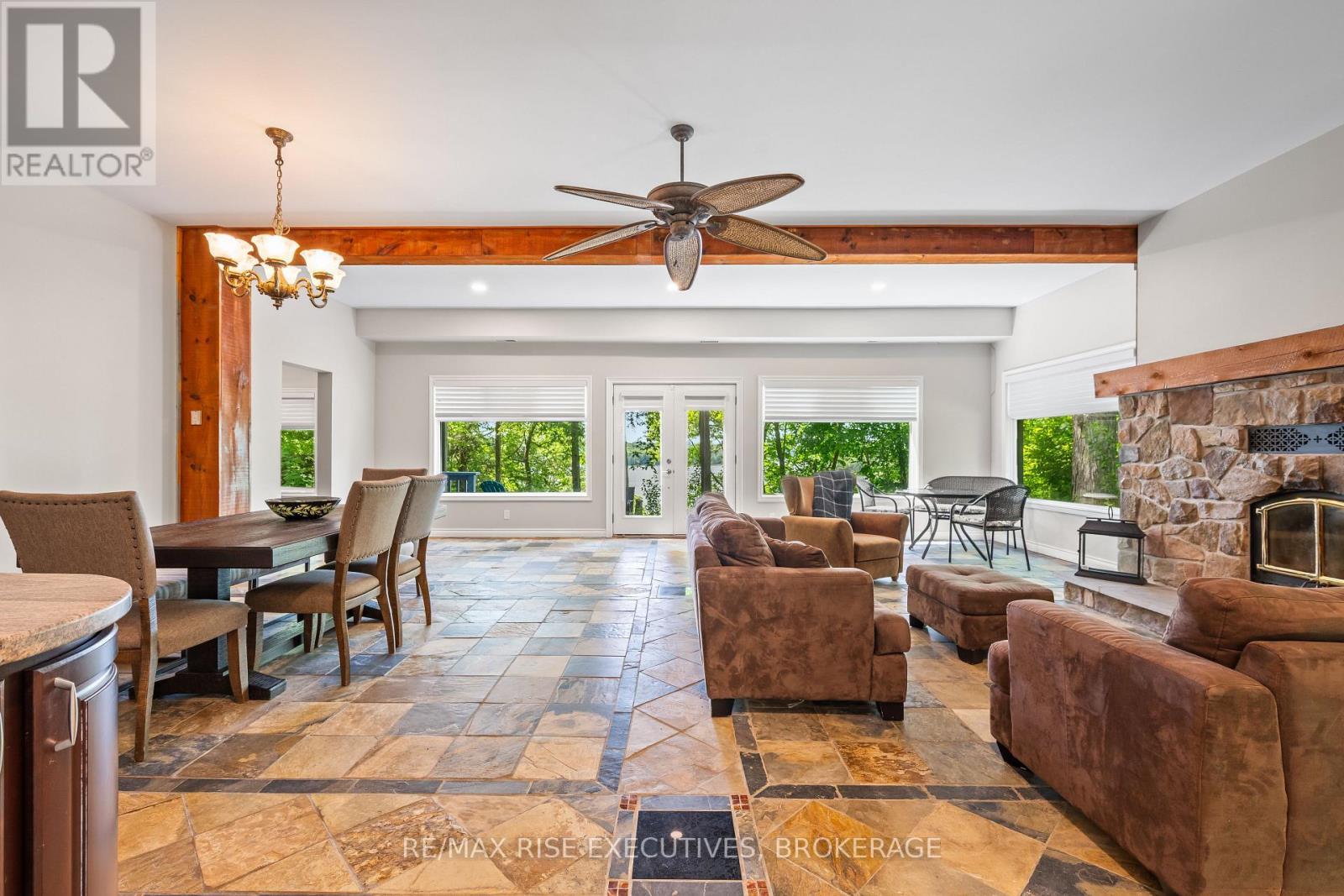 2300 County Road 32, Leeds And The Thousand Islands, ON - Indoor Photo Showing Living Room With Fireplace