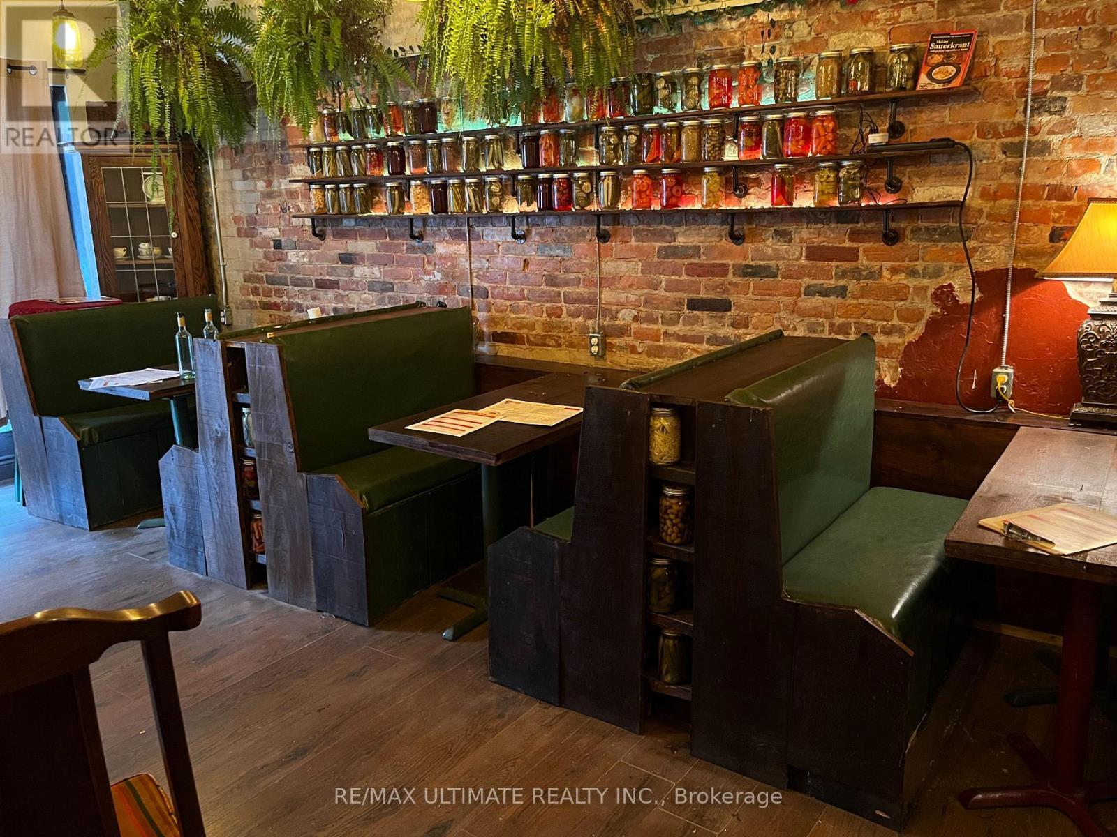 1144 College Street, Toronto, ON