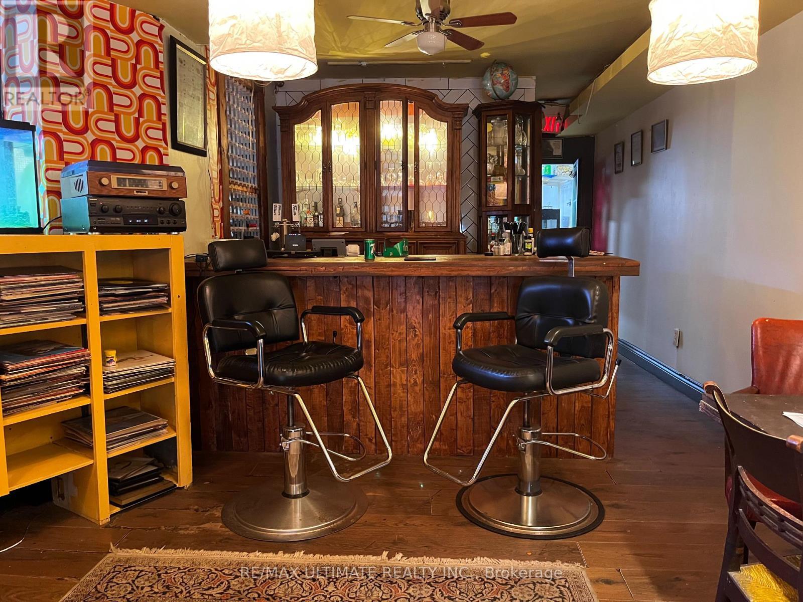 1144 College Street, Toronto, ON