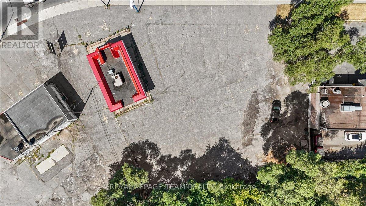 1503 Merivale Road, Ottawa, ON