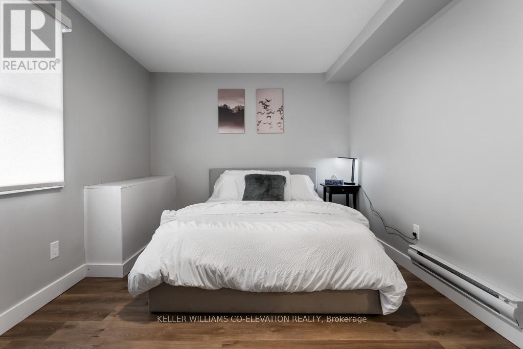 2 - 164-168 Picton Street E, Hamilton, ON