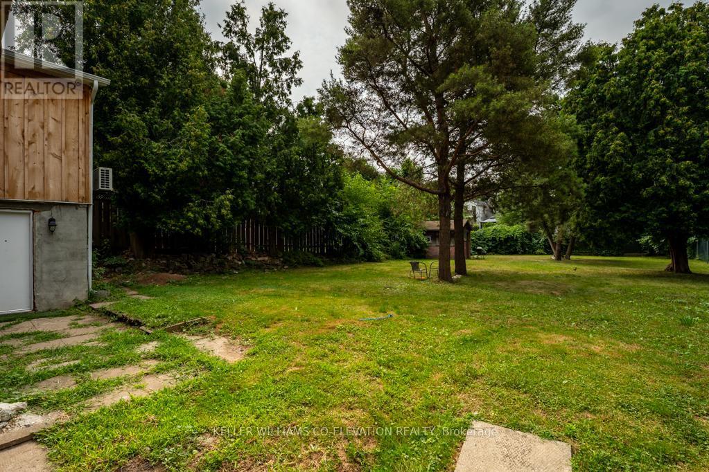 2 - 164-168 Picton Street E, Hamilton, ON