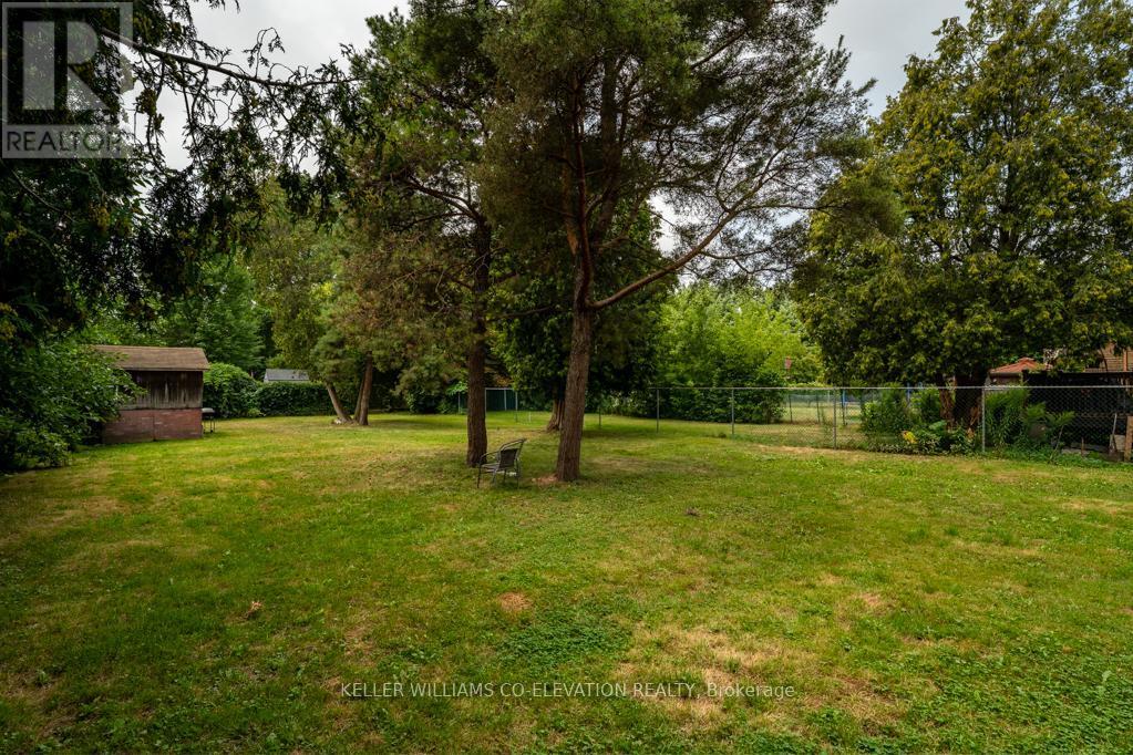 2 - 164-168 Picton Street E, Hamilton, ON