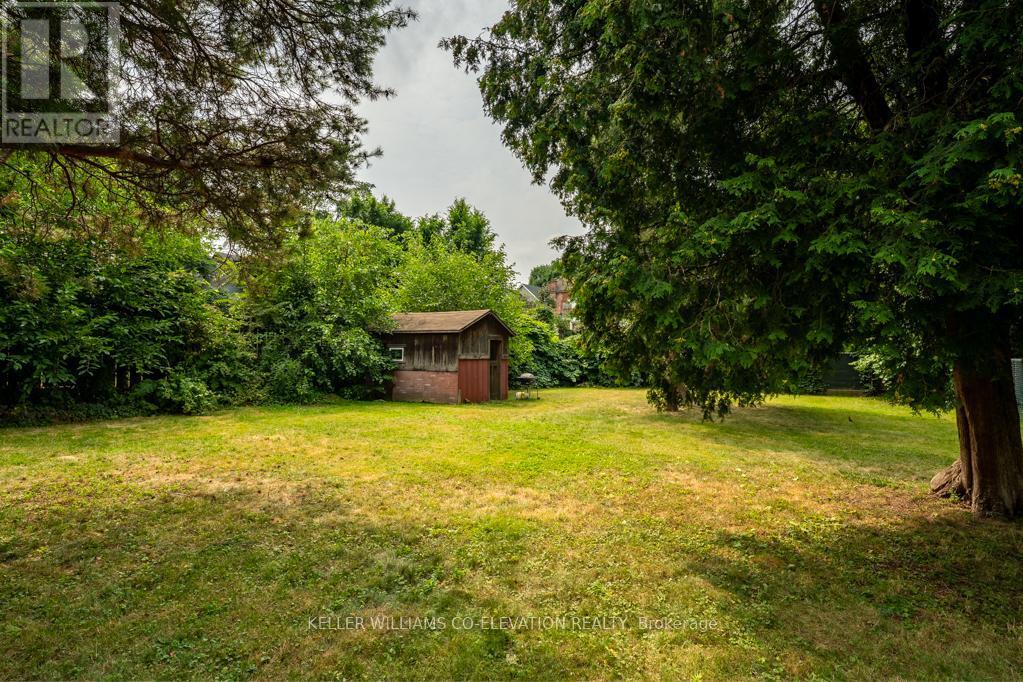 2 - 164-168 Picton Street E, Hamilton, ON