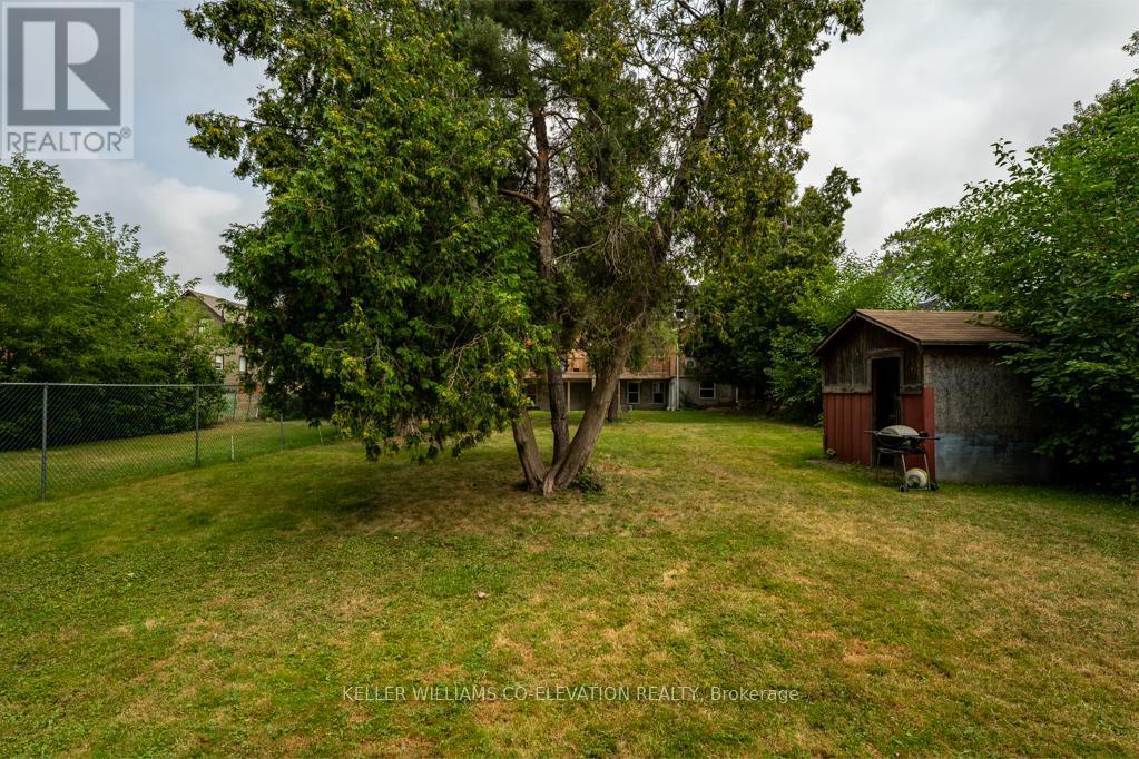 2 - 164-168 Picton Street E, Hamilton, ON