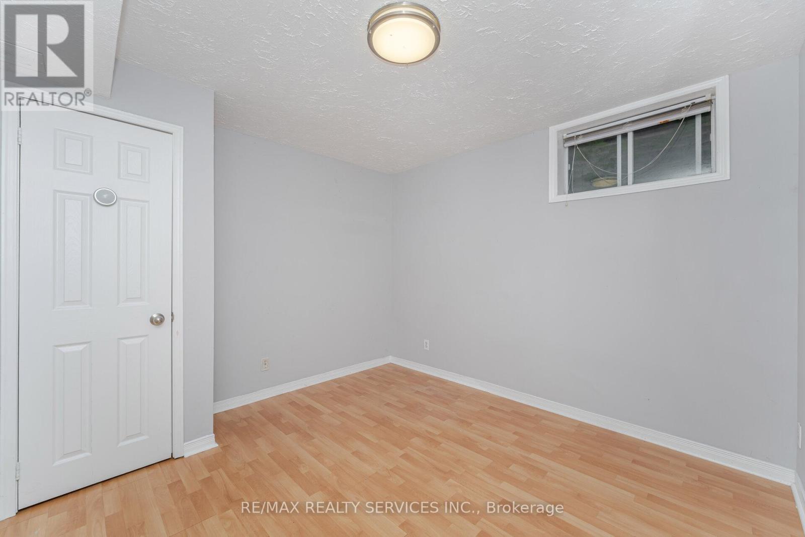 (Lower Level) - 21 Beverley Street, Waterloo, ON - Indoor Photo Showing Other Room