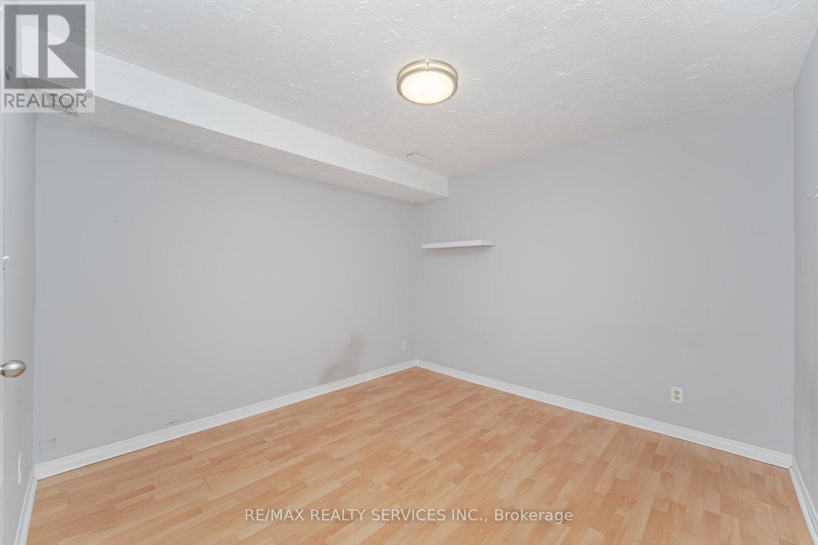 (Lower Level) - 21 Beverley Street, Waterloo, ON - Indoor Photo Showing Other Room