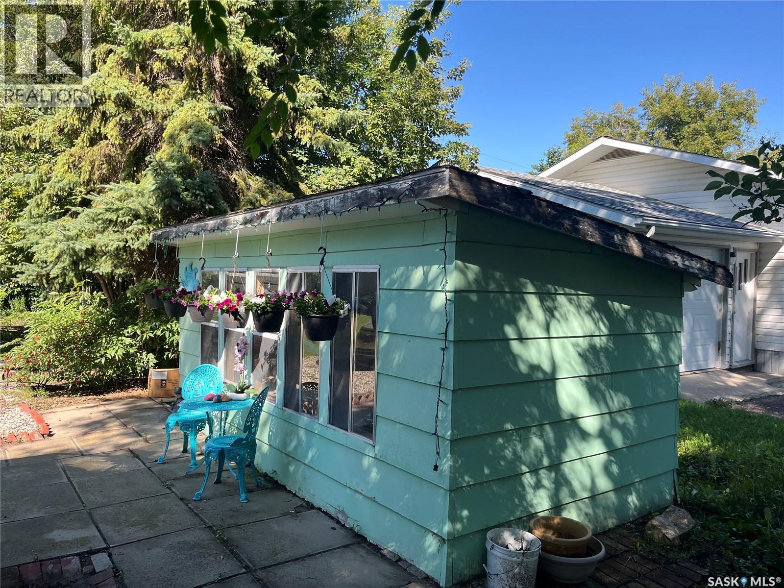 225 First Street Ne, Wadena, SK - Outdoor