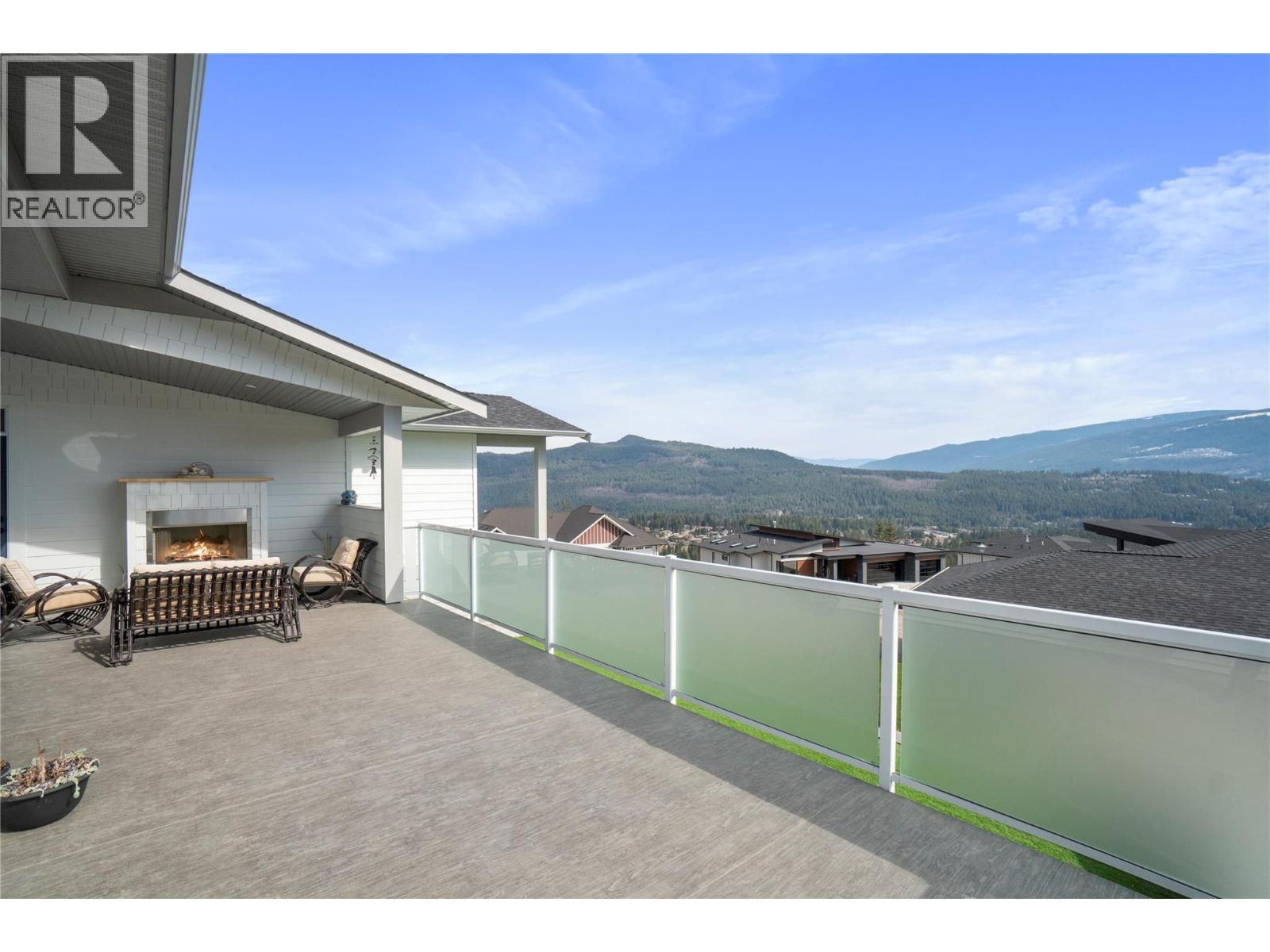 2521 Panoramic Way, Blind Bay, BC - Outdoor