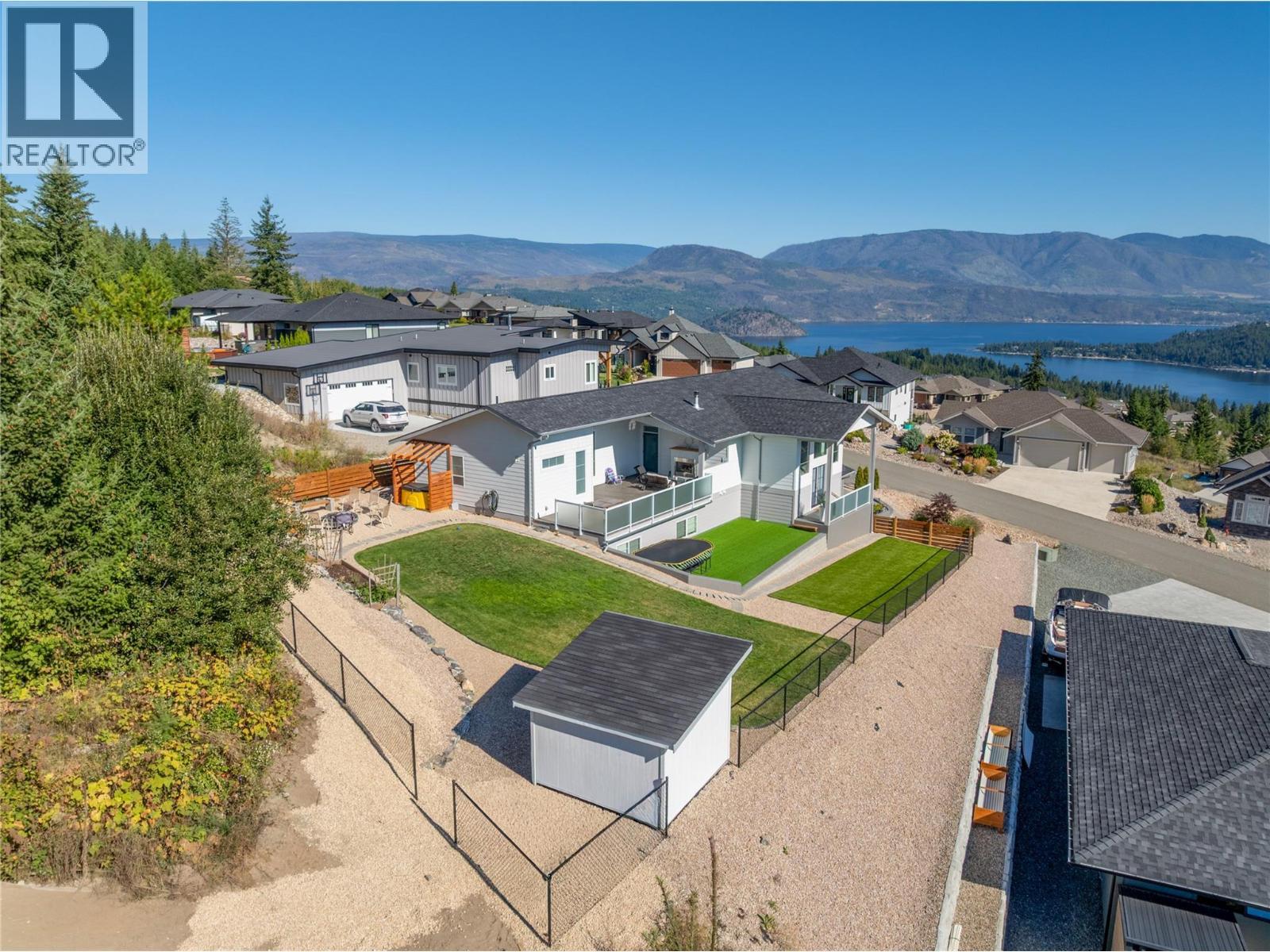 2521 Panoramic Way, Blind Bay, BC - Outdoor With Body Of Water With View