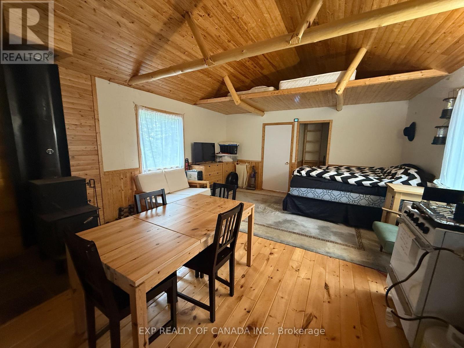 Pcl 17142 - 17143 Lt 13 Concession 6, Black River-Matheson (Matheson Unorganized), ON - Indoor Photo Showing Dining Room