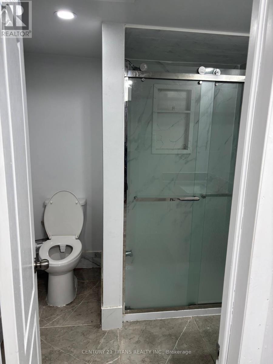 Bsmt - 94 Taunton Road W, Oshawa, ON - Indoor Photo Showing Bathroom