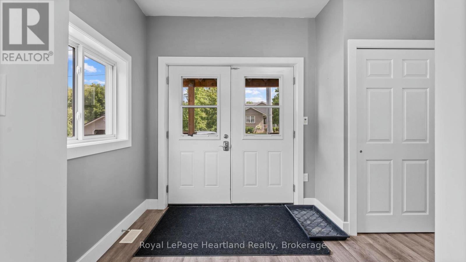 422 Willoughby Street, Huron-Kinloss (Lucknow), ON - Indoor Photo Showing Other Room