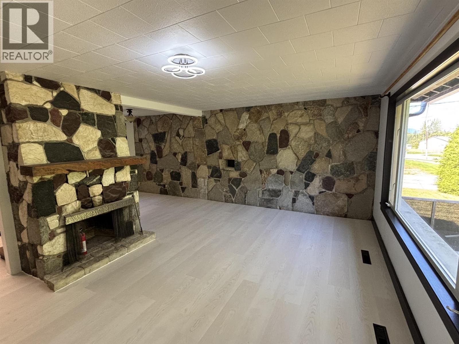 85 Wren Street, Kitimat, BC - Indoor Photo Showing Other Room