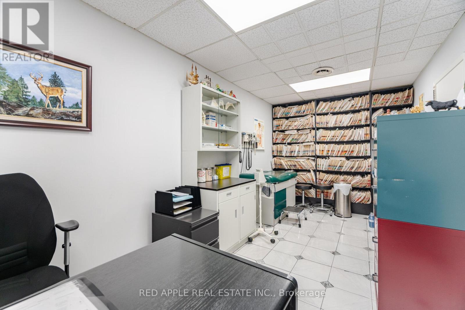 799 Bloor Street W, Toronto, ON