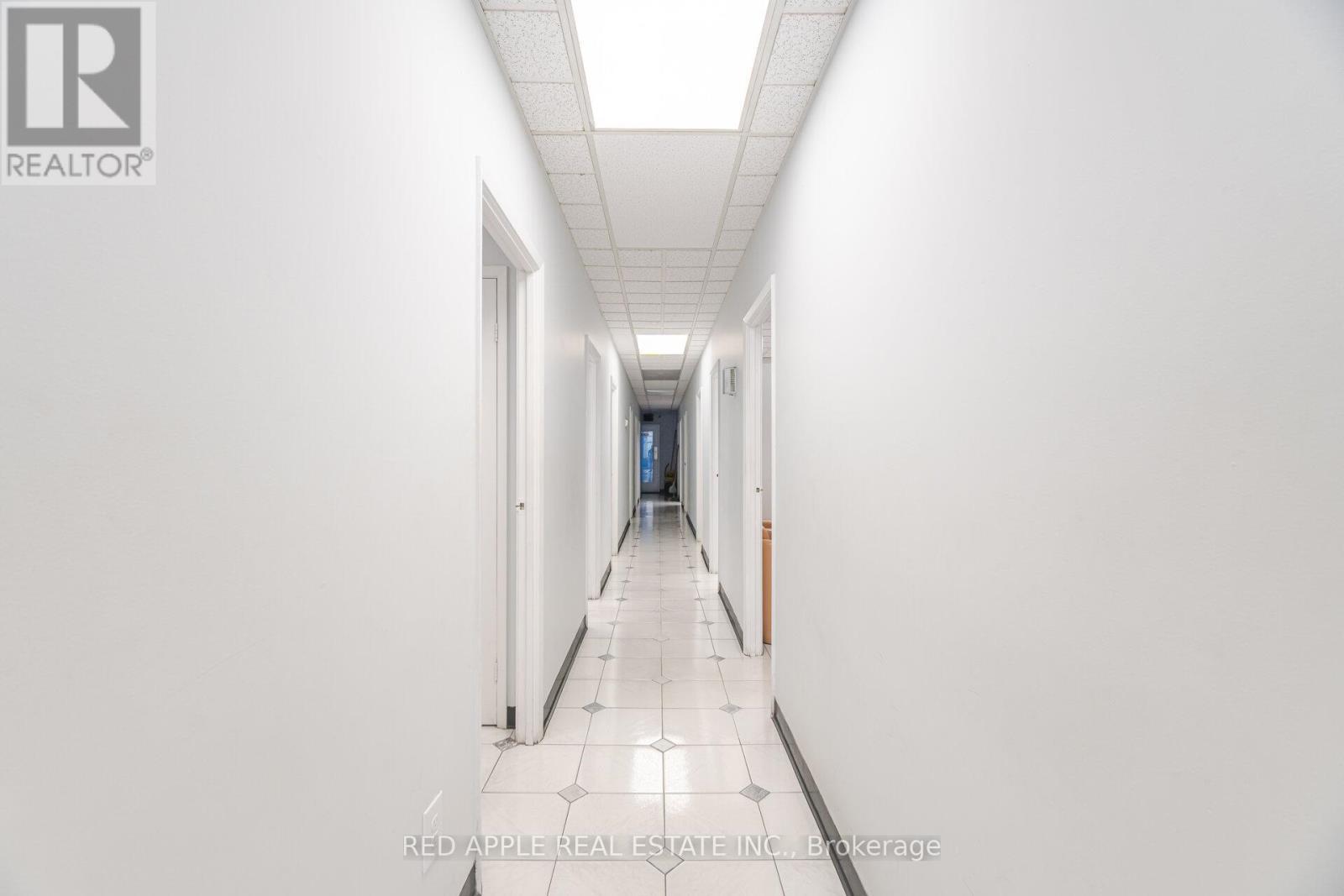 799 Bloor Street W, Toronto, ON