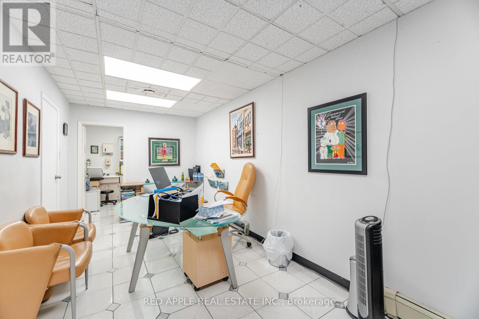 799 Bloor Street W, Toronto, ON