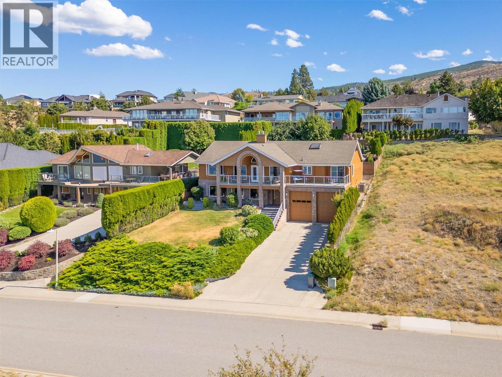 343 Stellar Drive, Kelowna, BC - Outdoor With View