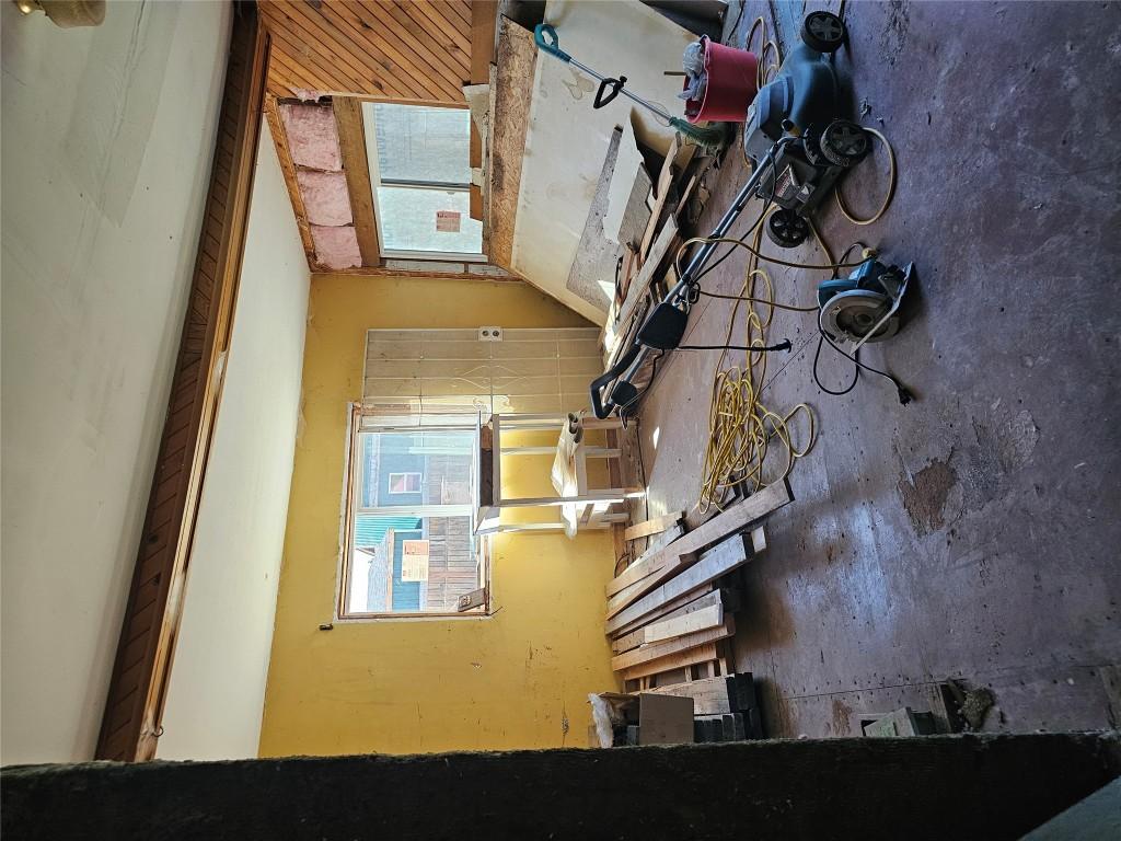 5851 Highway 33E Highway, Beaverdell, BC - Indoor Photo Showing Other Room