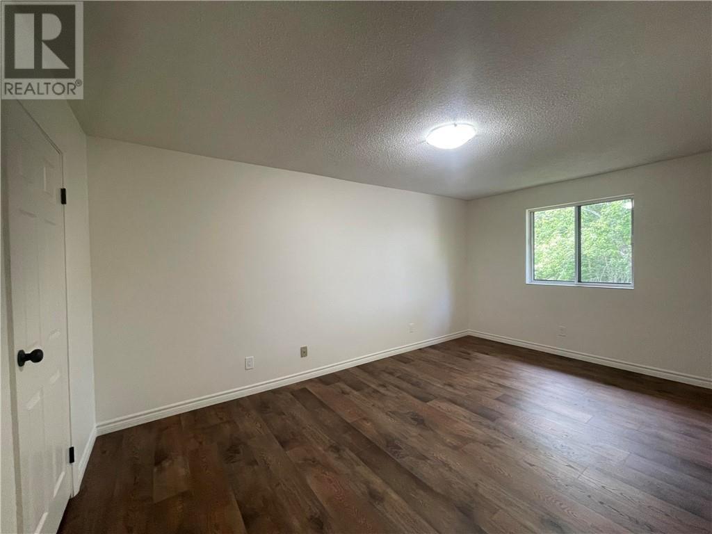 422 Westmount Avenue Unit# B16, Sudbury, ON - Indoor Photo Showing Other Room