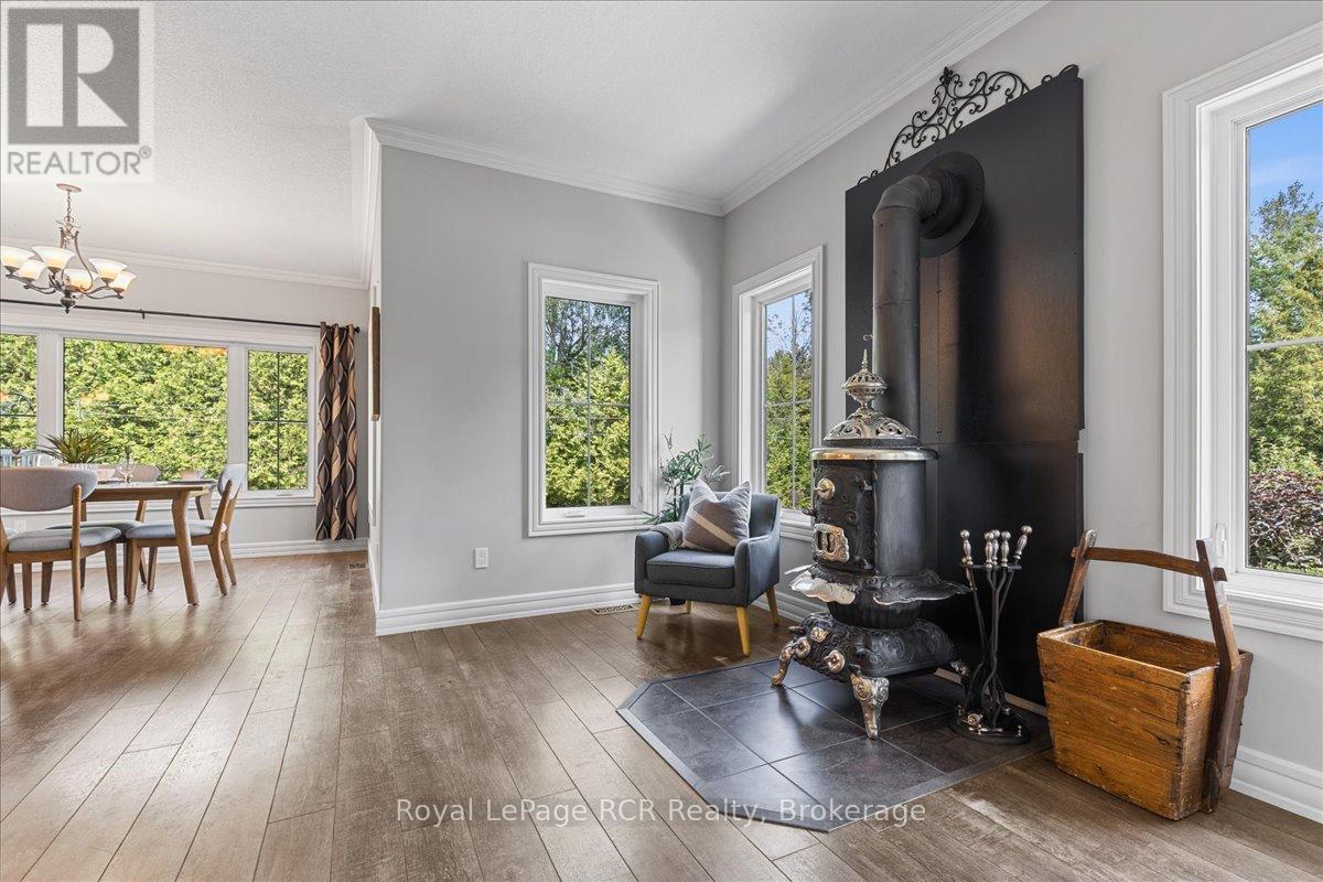 7572 Sideroad 3 E, Wellington North, ON - Indoor