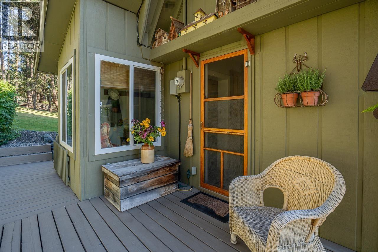 5058 Block Drive, 108 Mile Ranch, BC - Outdoor With Deck Patio Veranda With Exterior