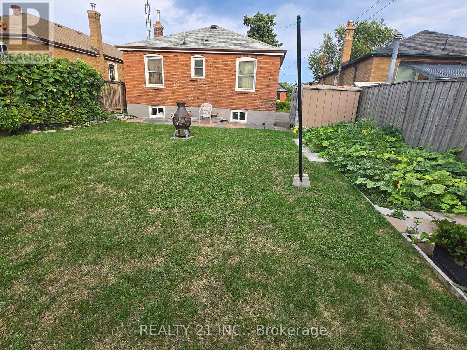 30 Ordway Road, Toronto, ON - Outdoor