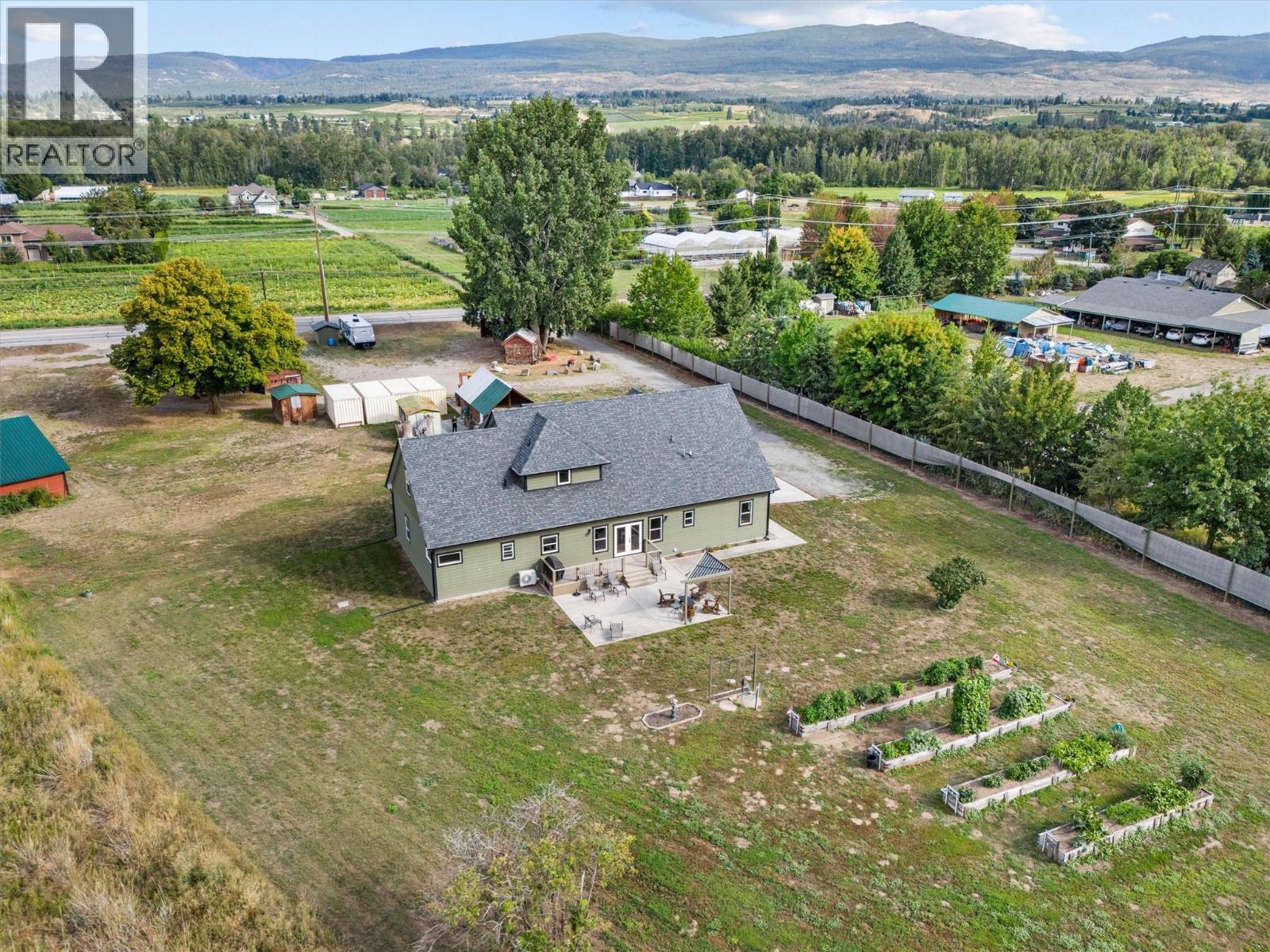 3550 Benvoulin Road, Kelowna, BC - Outdoor With View