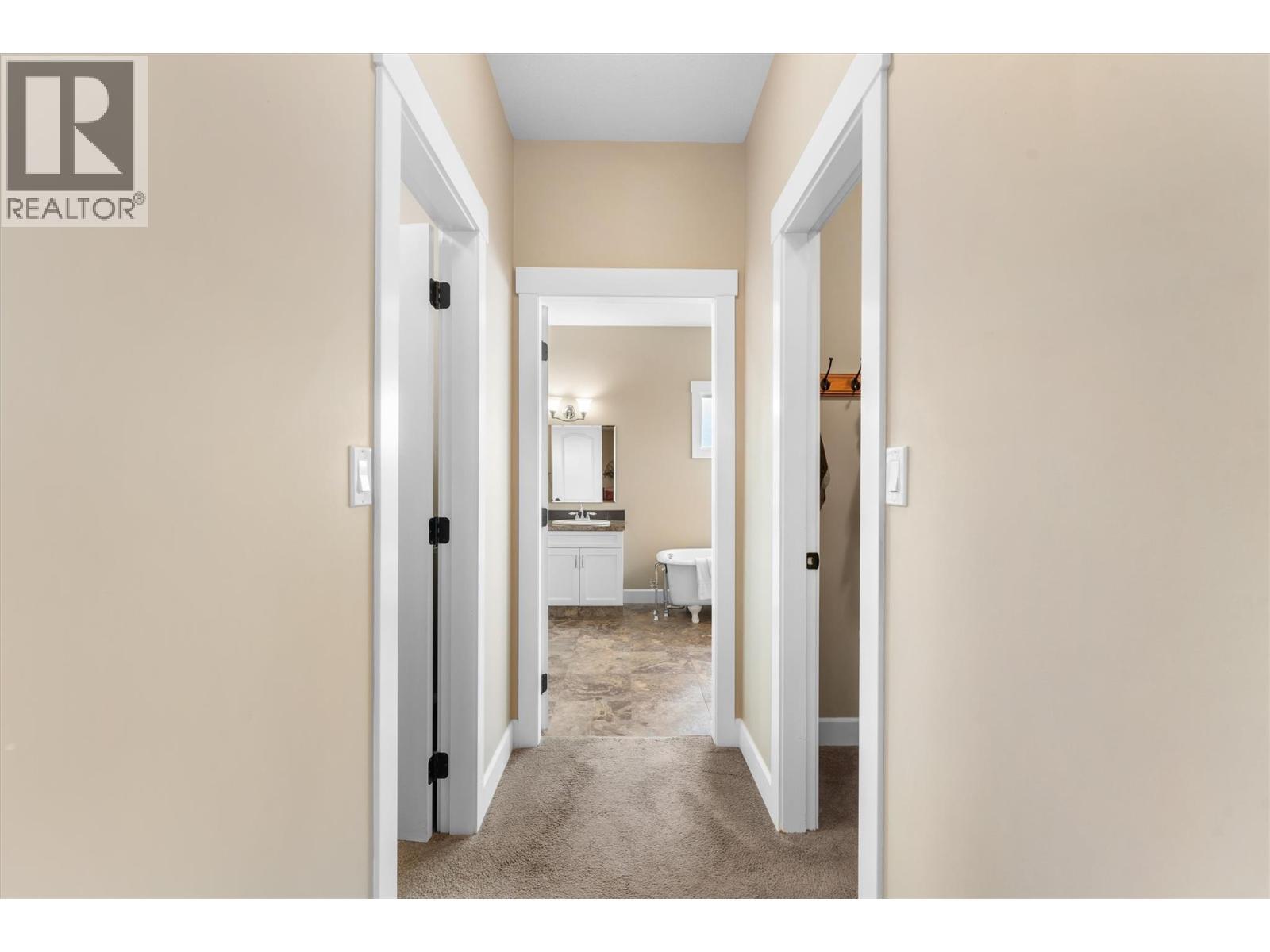 3550 Benvoulin Road, Kelowna, BC - Indoor Photo Showing Other Room