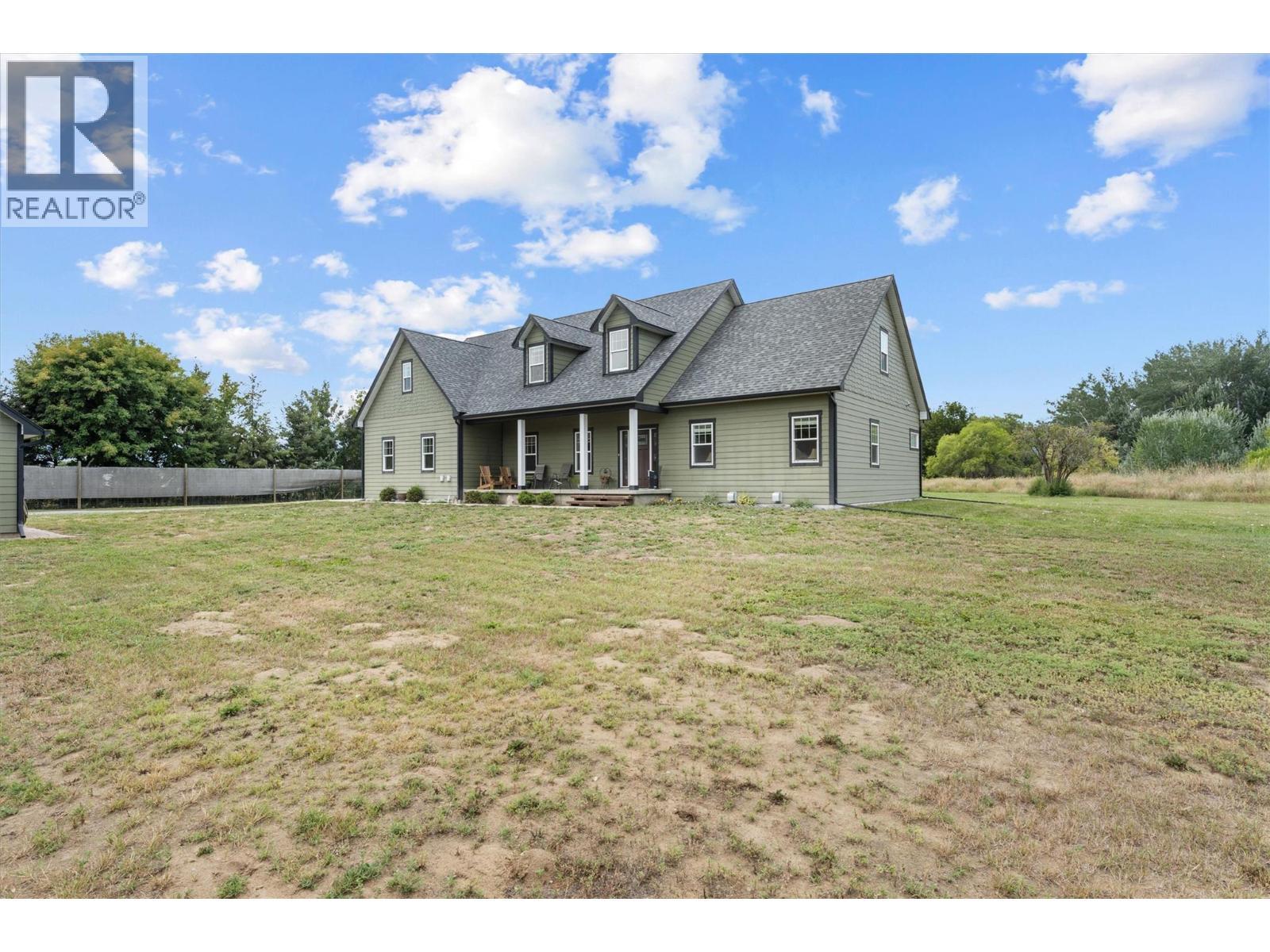 3550 Benvoulin Road, Kelowna, BC - Outdoor