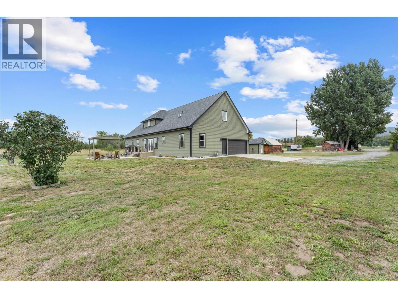 3550 Benvoulin Road, Kelowna, BC - Outdoor