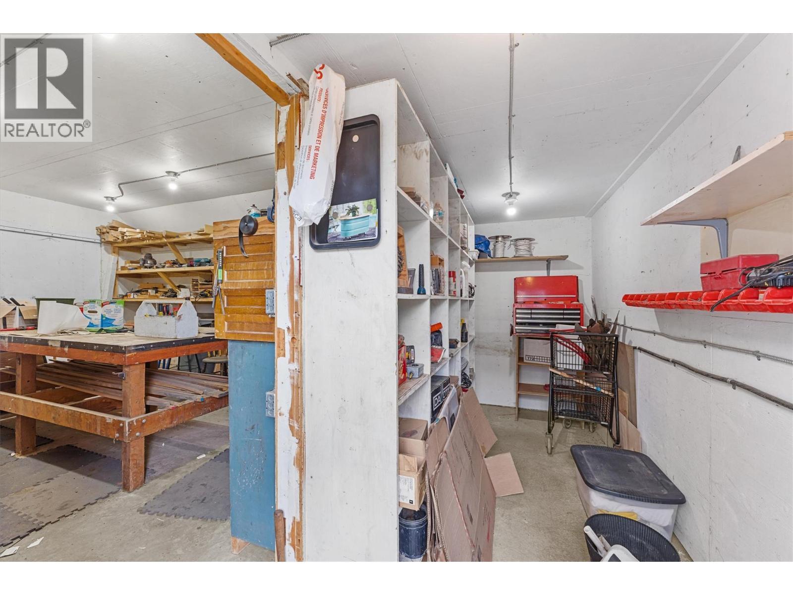 3550 Benvoulin Road, Kelowna, BC - Indoor Photo Showing Other Room