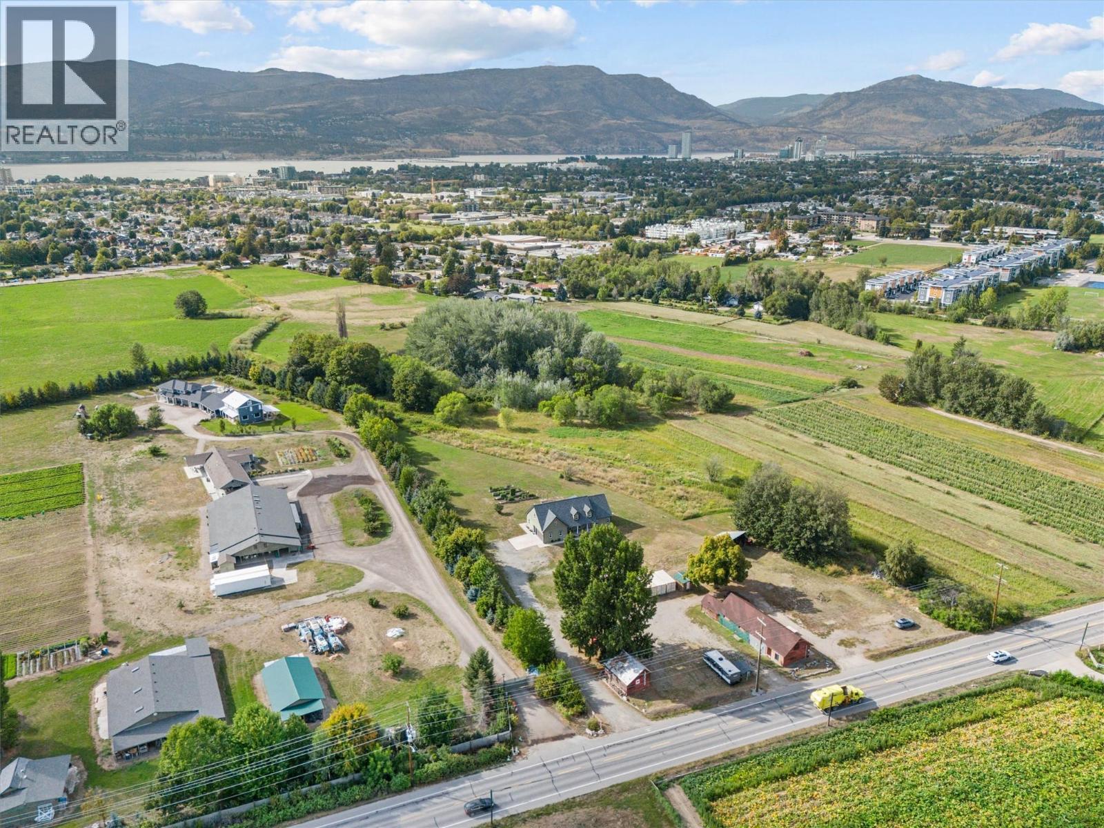 3550 Benvoulin Road, Kelowna, BC - Outdoor With View