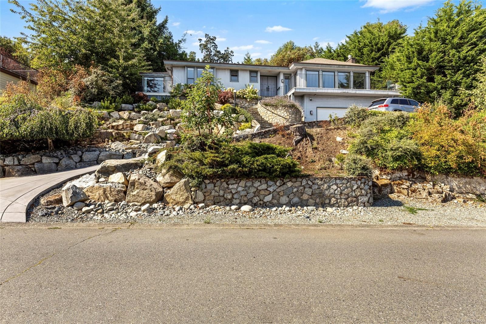 8870 Forest Park Dr, North Saanich, BC