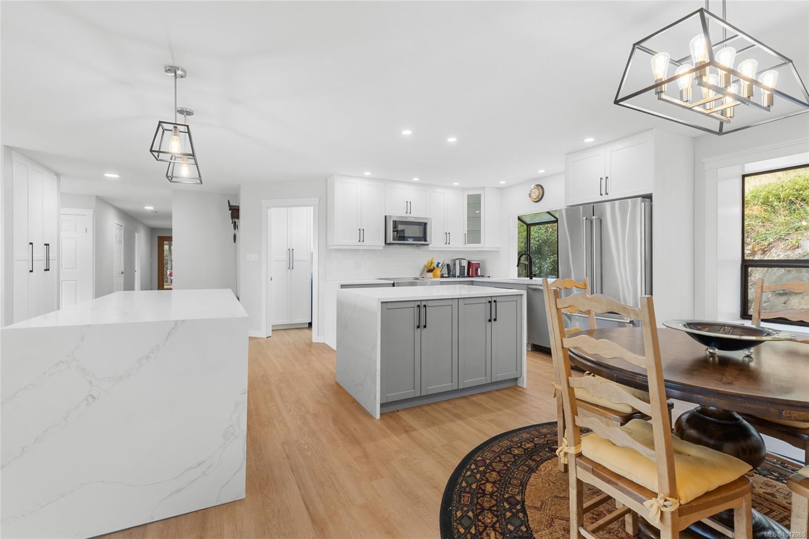 8870 Forest Park Dr, North Saanich, BC