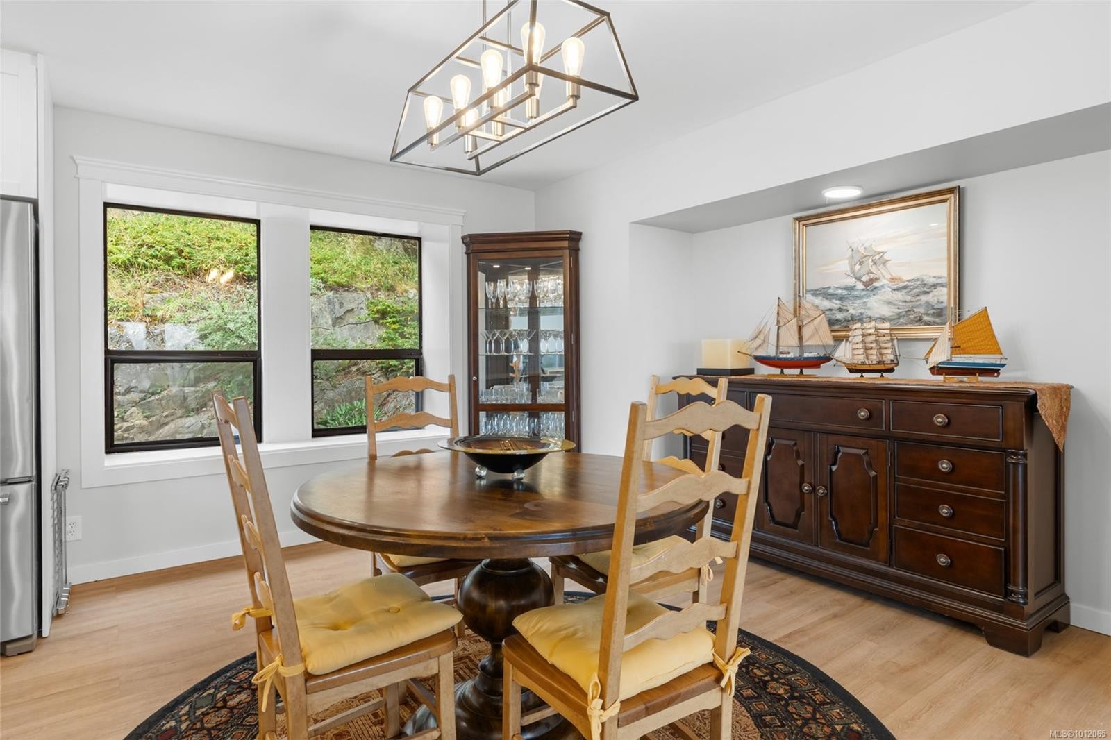 8870 Forest Park Dr, North Saanich, BC