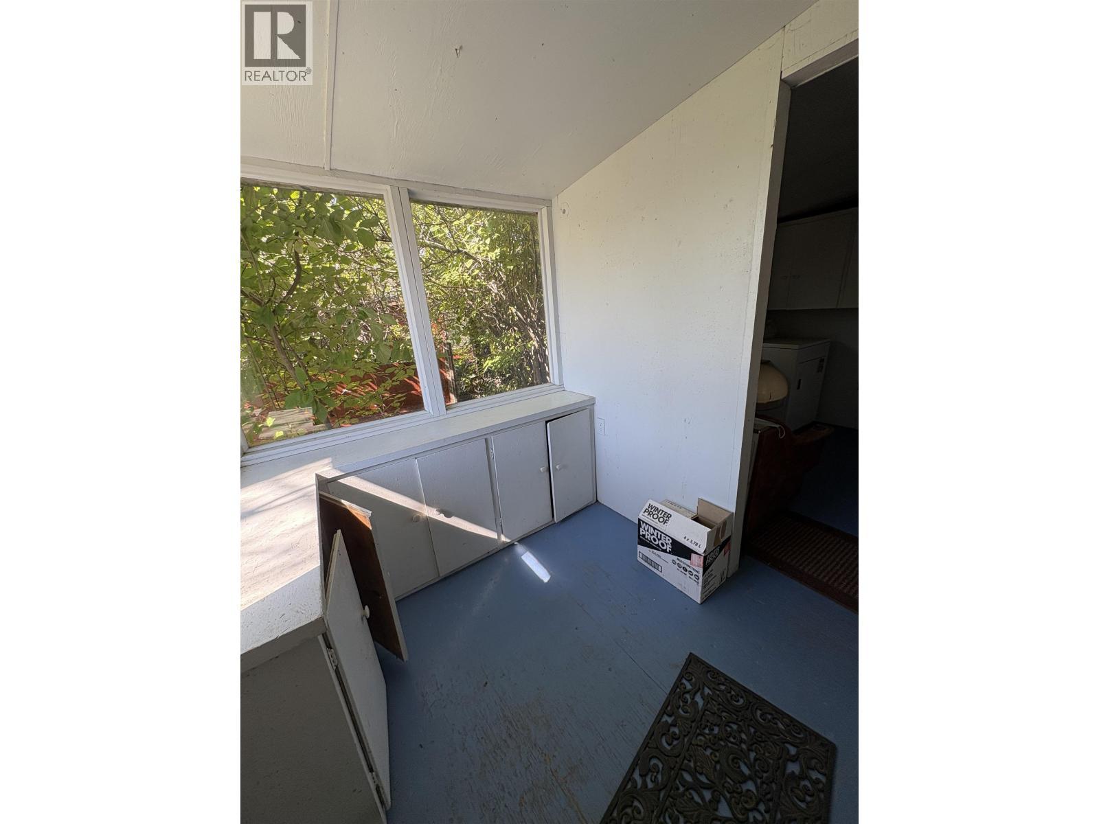 10105 Paquette Avenue, Hudsons Hope, BC - With Exterior