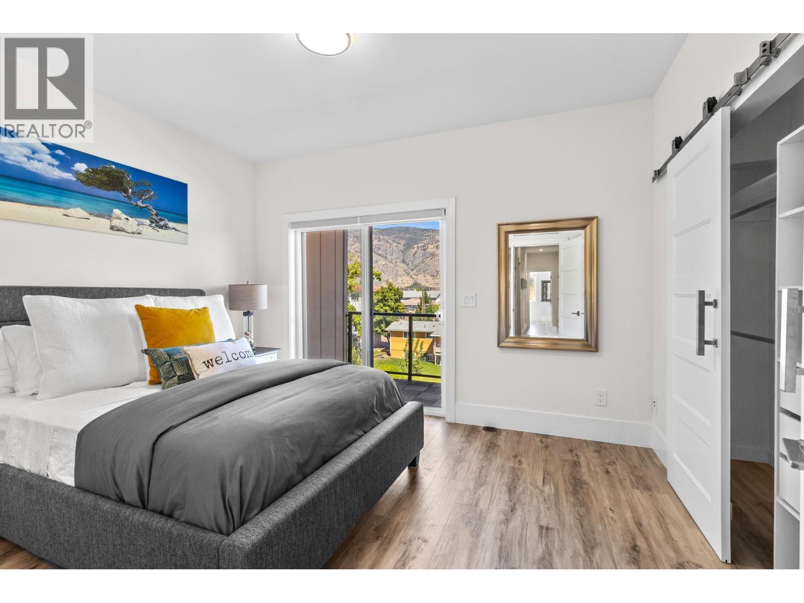 18 Loon Crescent Unit# 3, Osoyoos, BC - Indoor Photo Showing Bedroom