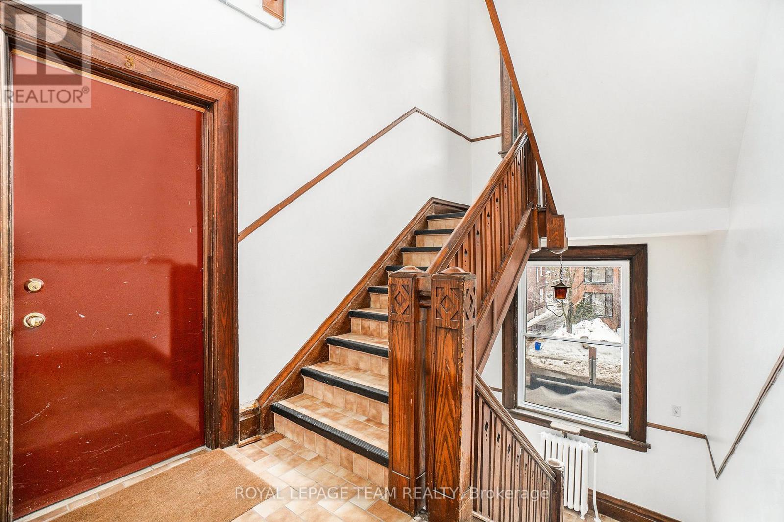 305 Waverley Street, Ottawa, ON - Indoor Photo Showing Other Room