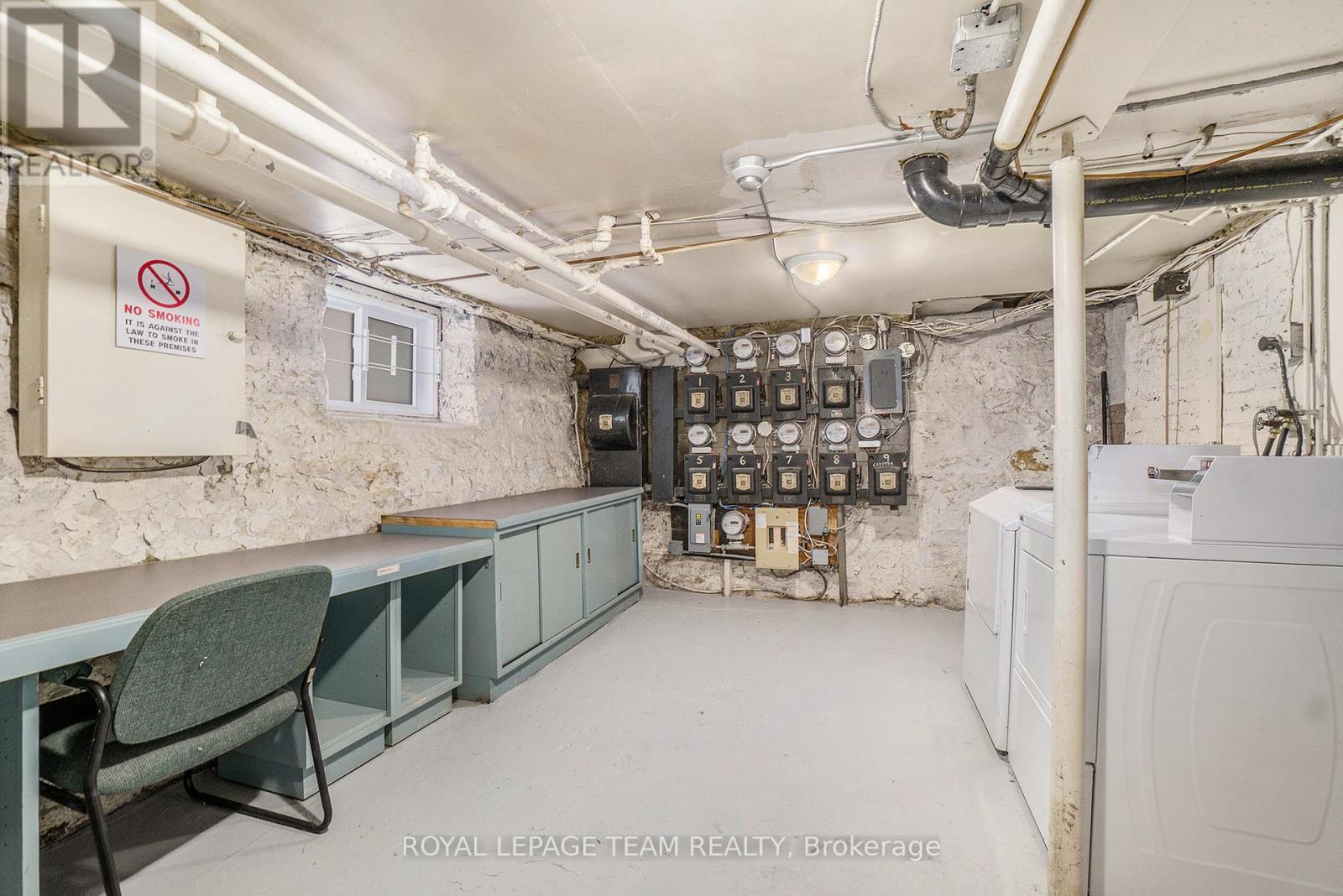 305 Waverley Street, Ottawa, ON - Indoor Photo Showing Laundry Room