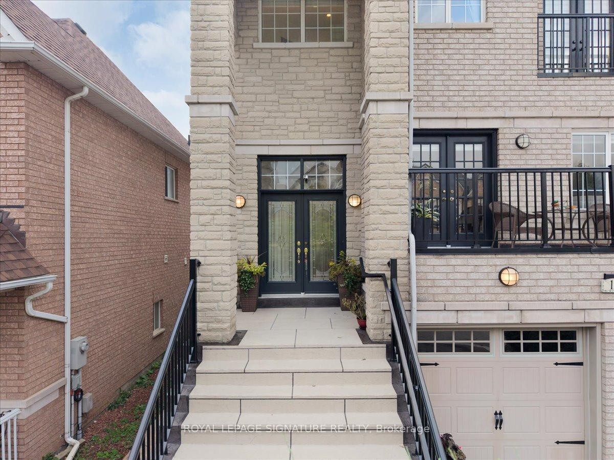 12 Pietro Drive, Vaughan, ON - Outdoor
